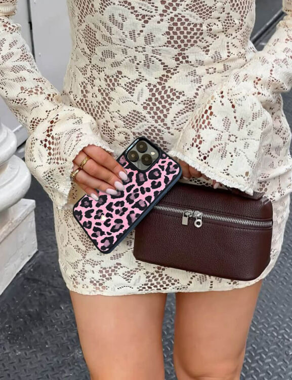 Deri iPhone Kılıf 15 Plus Pembe Leopar - 3