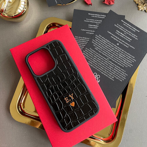 Deri iPhone Kılıf 16 Pro Max Siyah Croco - 