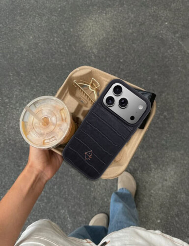 Deri iPhone Kılıf 17 Pro Siyah Croco - 6